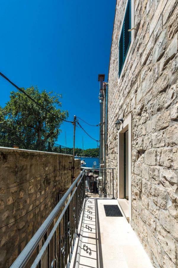 Sun And Stone Apartment Cavtat Exteriör bild